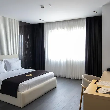 Hotel Destiny & Yzberish