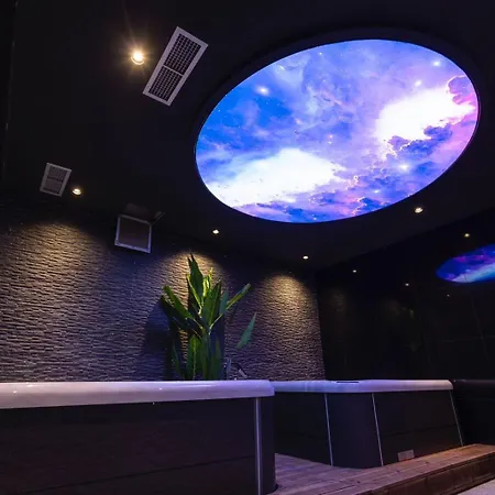 Destiny & Ξενοδοχείο