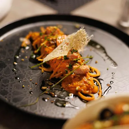 Ξενοδοχείο Destiny & 4*