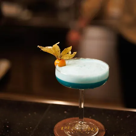 Destiny & Ξενοδοχείο