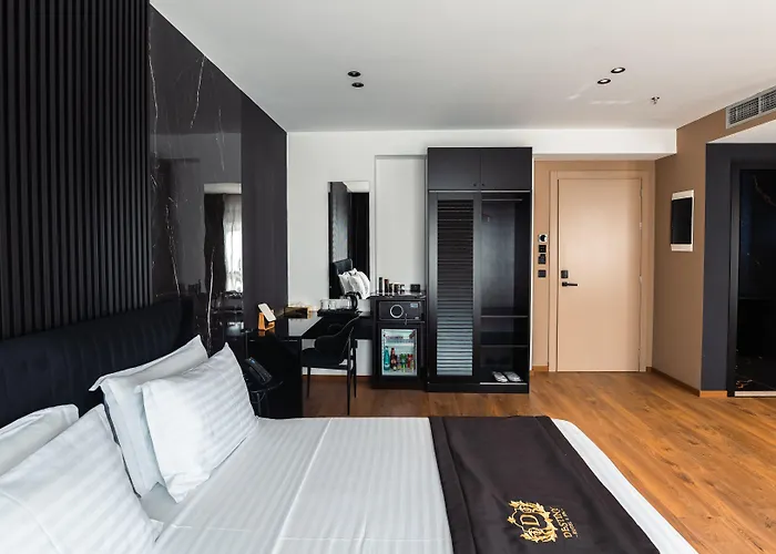 Destiny & 4* Yzberishti